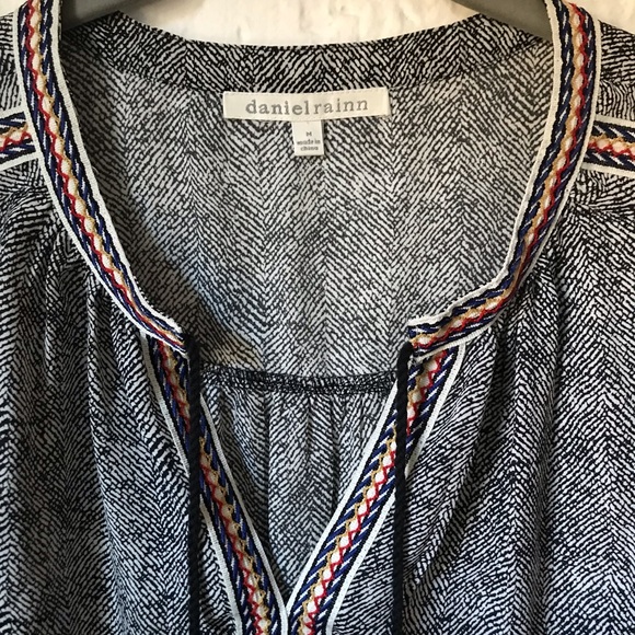 Daniel Rainn Long sleeved peasant blouse - Picture 2 of 5